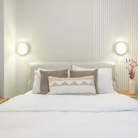 Affordable Luxury With Parking 300mbps Wifi * Athens
