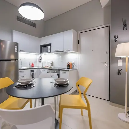 Affordable Luxury With Parking 300mbps Wifi * Athens